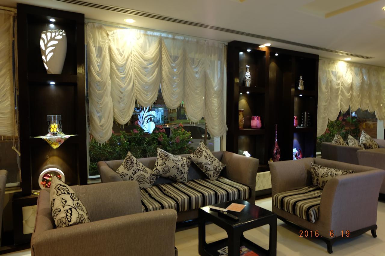 Talin Star Suites Riad Exterior foto