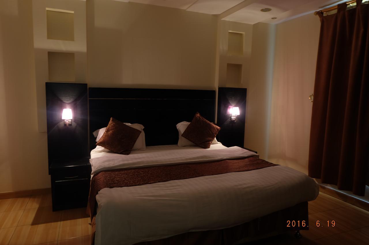 Talin Star Suites Riad Exterior foto